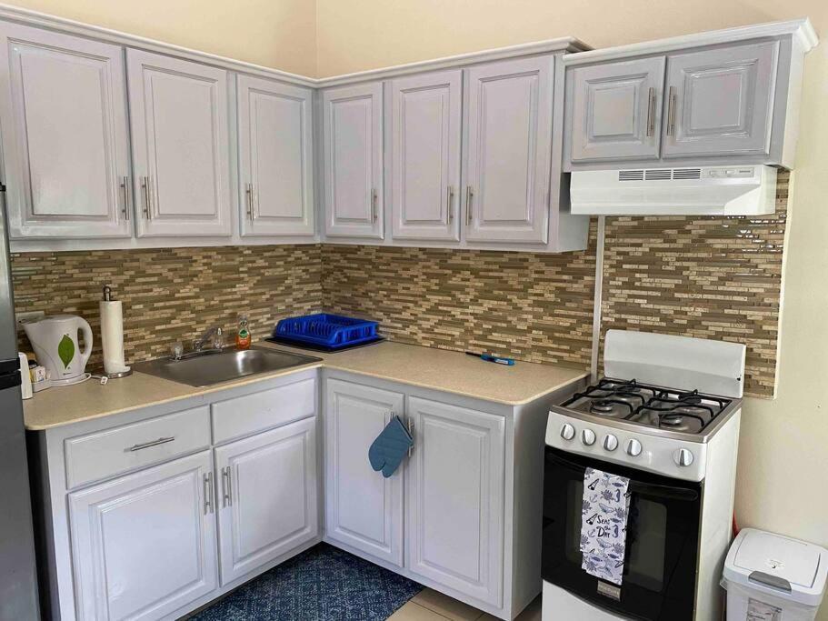 Cozy Studio Apartment In Quiet Neighborhood! Philipsburg  Eksteriør bilde